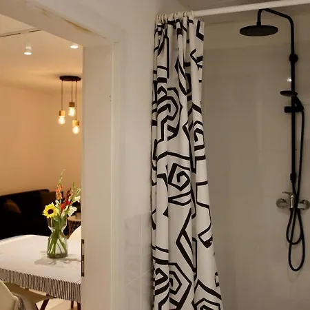 Moderne Souterrainwohnung